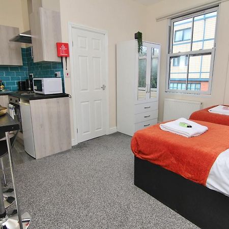 Lovely Twin Bed Studio Near Coventry Shopping Centre المظهر الخارجي الصورة