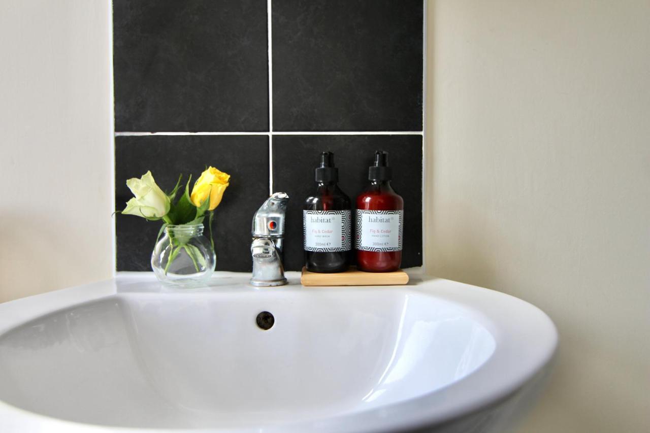 Lovely Twin Bed Studio Near Coventry Shopping Centre المظهر الخارجي الصورة